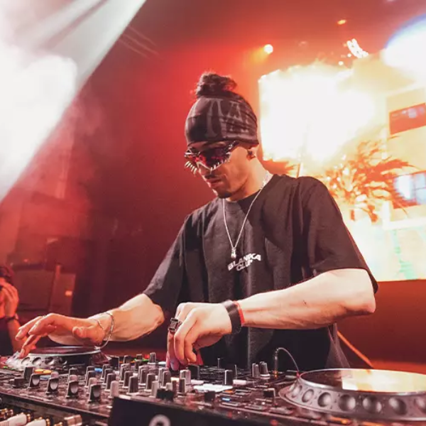 BLANKKA CLUB avec Waseem